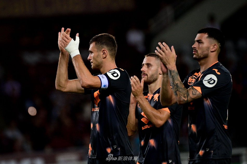 还需配备一 还需配备一