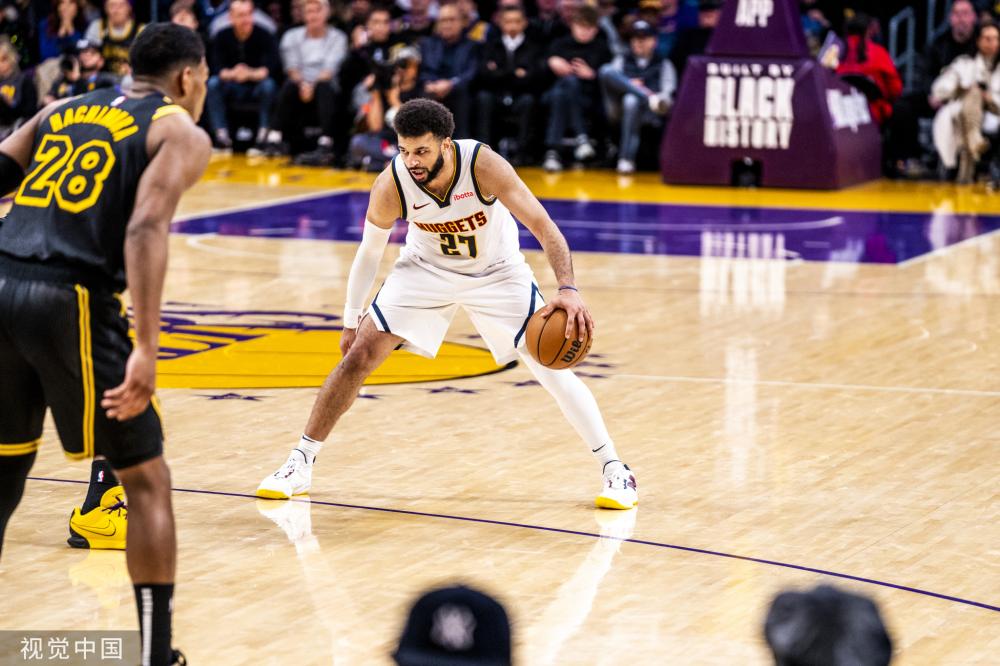 转会市场的 转会市场的