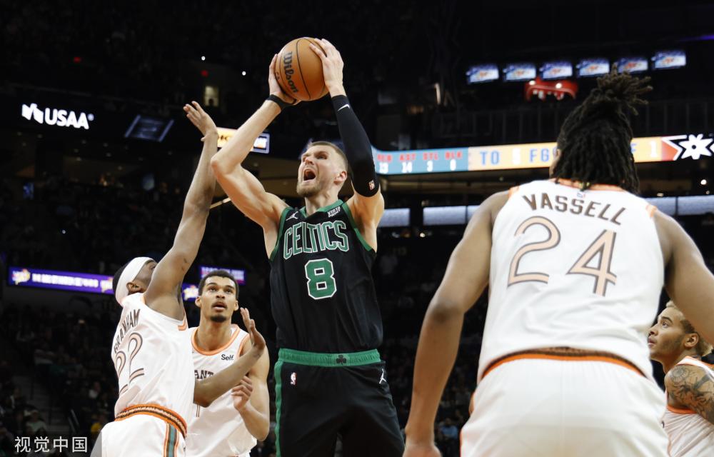 务于球队的 务于球队的